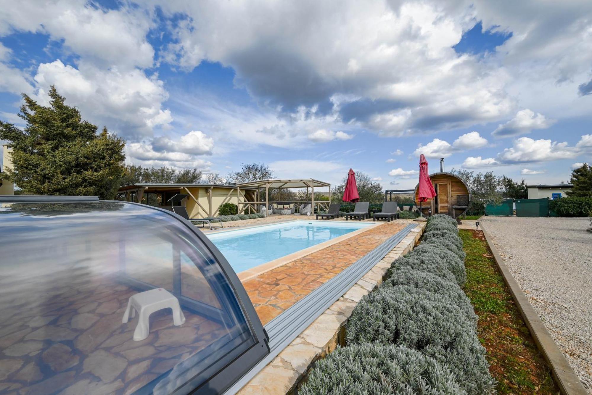 Bella Di Campo Villa Rovinj Luaran gambar